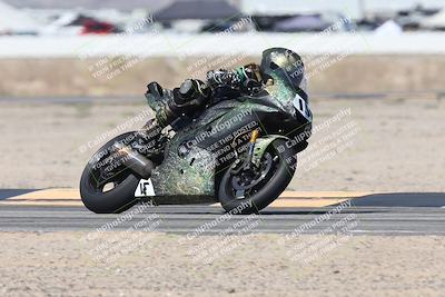 media/Oct-05-2025-CVMA (Sun) [[beeef4f201]]/Race 7-Middleweight Shootout/